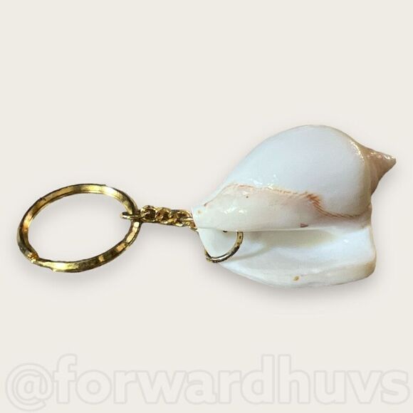 Bundle Sale 3 for $15 | Seashell Mini Conch Shell Keychain - Picture 5 of 8